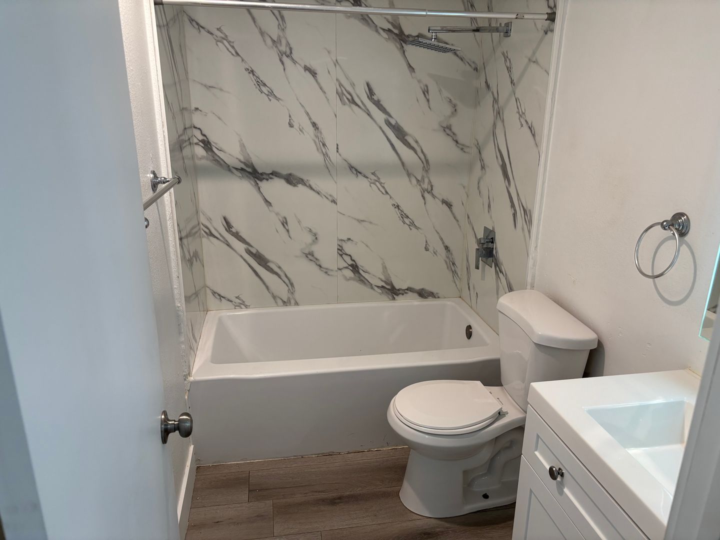 Park City Walk Apartments Unit 24 photo 11