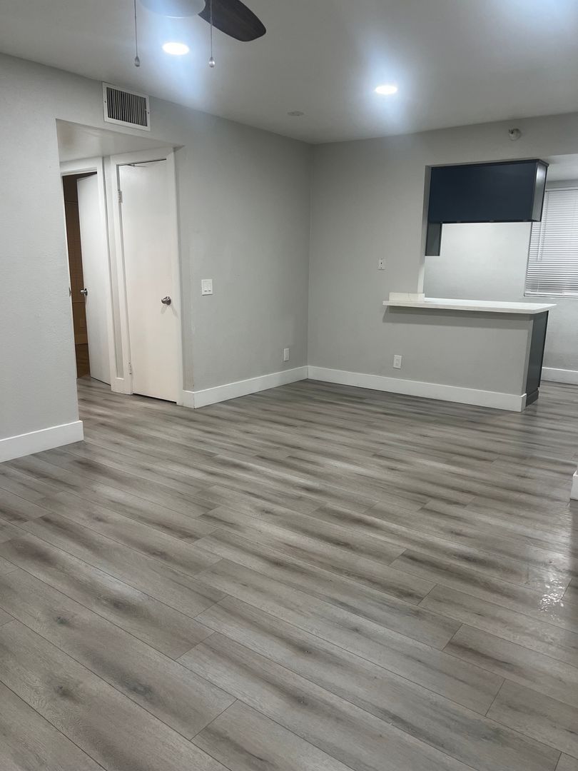Park City Walk Apartments Unit 24 photo 5